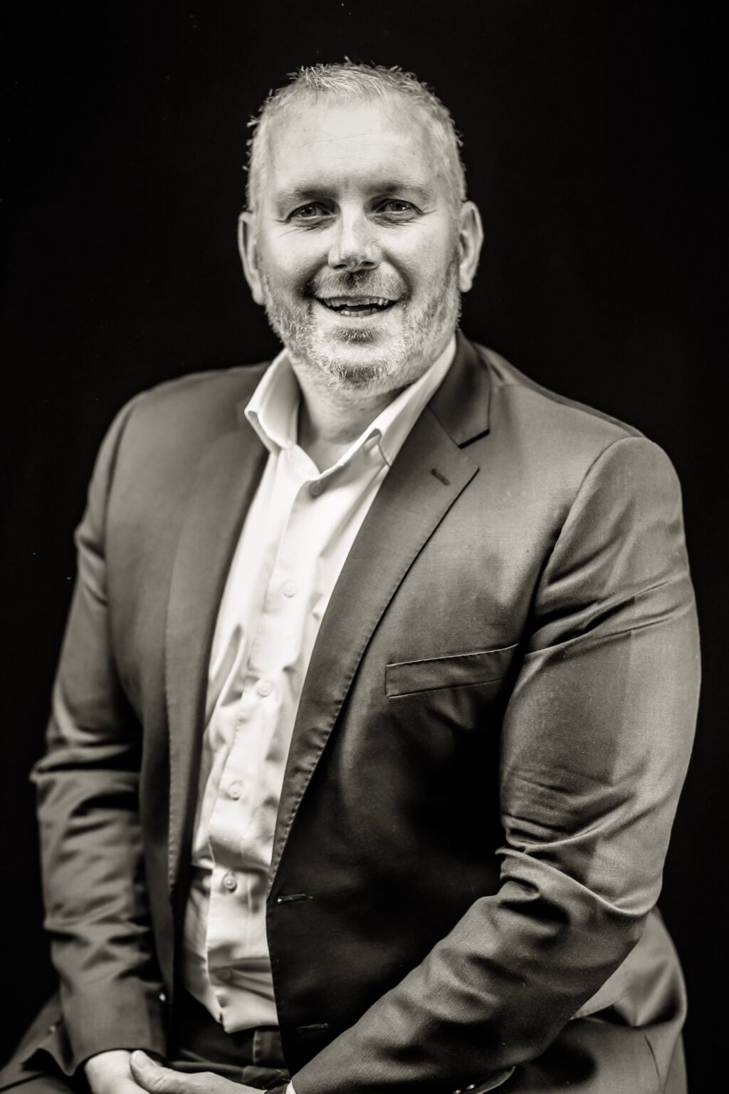 Simon Holmes BW_1